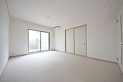 京王井の頭線 井の頭公園駅 徒歩7分の賃貸マンション 1階3LDKのリビング/ダイニング