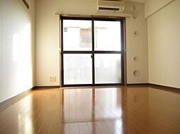 エクセルいづみ 110 1階1Kのリビング/ダイニング