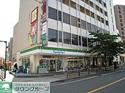 ファミリーマート聖蹟桜ヶ丘店 徒歩15分。コンビニ 1140m