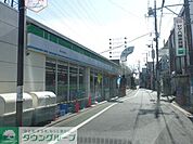 ファミリーマート 100m