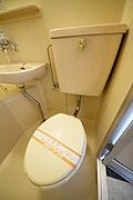 ★トイレは落ち着きの空間★