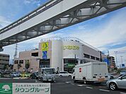 いなげや日野万願寺駅前店 徒歩4分。スーパー 320m