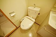 ★嬉しい温水洗浄便座付き！★