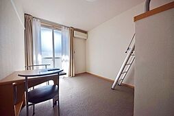 レオパレスミモザII 111 1階1Kのリビング/ダイニング