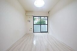 メゾン・ド・アエロスター 405 4階ワンルームのリビング/ダイニング