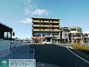デイリーヤマザキ北本駅東口店 499m