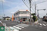 白岡郵便局 301m