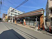 セブン-イレブン 北浦和駅東店 徒歩5分。 370m