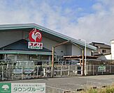 コメリハード＆グリーン伊奈小室店 徒歩25分。 1970m