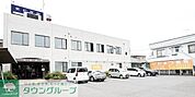 岩松医院 徒歩9分。 710m