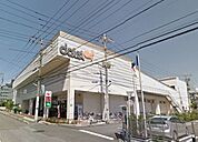 ダイエー南浦和東口店 674m