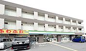ファミリーマート 春日部谷原二丁目店 徒歩3分。 240m
