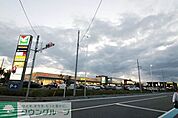 ハレノテラス 徒歩27分。 2110m