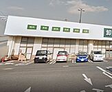 ジャパンミート卸売市場さいたま北店 440m