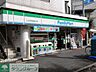 周辺：ファミリーマート上北沢駅前南口店 徒歩3分。コンビニ 220m