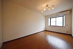 小田急小田原線 喜多見駅 徒歩8分の賃貸アパート 1階1Kのリビング/ダイニング