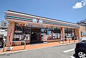セブンイレブン狛江水道道路店 657m