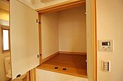 ★キッチン横にも収納があります★