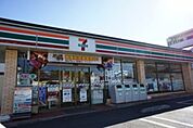 セブンイレブン調布野川大橋南店 384m