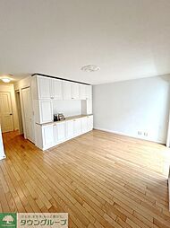 サンフラット 002D 2階2LDKのリビング/ダイニング