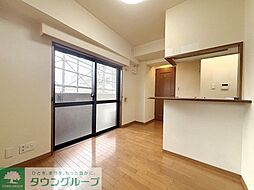 カインドステージ高輪台 301 3階1LDKのリビング/ダイニング