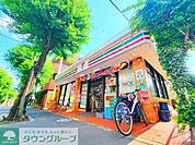 セブン-イレブン 世田谷深沢店 徒歩5分。 340m