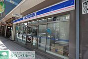 ローソン 徒歩5分。 380m