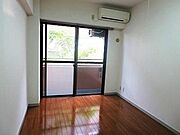 ★明るい洋室6.2帖(別部屋の参考写真です)★