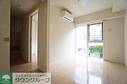 タウンハウジングレジデンス事業部　恵比寿店・赤坂店までお問合せ下さい。