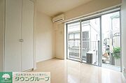 タウンハウジングレジデンス事業部　恵比寿店・赤坂店までお問合せ下さい。