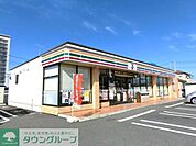 セブンイレブン 徒歩3分。スーパー 180m