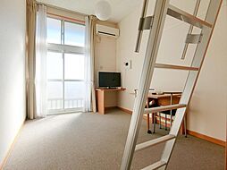 レオパレス上北台 3階1Kのリビング/ダイニング