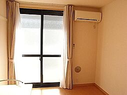 レオパレスＯＶＩＲＡ 1階1Kのリビング/ダイニング