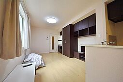 レオネクストオリーブハウスVI 2階ワンルームのリビング/ダイニング