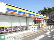 ミニストップ清瀬下宿店 徒歩11分。コンビニ 810m