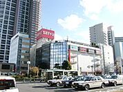 西友ひばりヶ丘店 徒歩6分。スーパー 480m