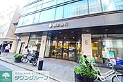 横浜銀行元町支店 徒歩12分。銀行 900m