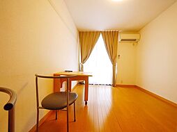 東急東横線 武蔵小杉駅 バス7分 上宮内下車 徒歩8分の賃貸マンション 3階1Kのリビング/ダイニング