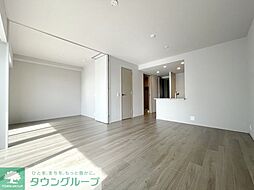 プラウド武蔵新城ステーションマークス 6F 6階3LDKのリビング/ダイニング