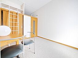 JR南武線 久地駅 徒歩16分の賃貸マンション 1階1Kのリビング/ダイニング