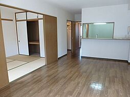 JR東海道本線 戸塚駅 バス15分 下岡津下車 徒歩5分の賃貸マンション 2階3LDKのリビング/ダイニング