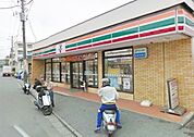セブンイレブン横浜原宿店 徒歩2分。コンビニ 90m