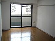 ★買い物便利な駅近マンション！都市ガス★