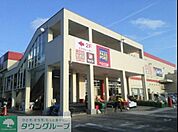 ロピア綾瀬店 徒歩8分。スーパー 630m