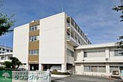 国家公務員共済組合連合会横浜栄共済病院 徒歩10分。病院 760m
