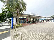 やまか鶴が台店 徒歩5分。 330m