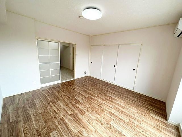 寝室