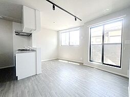 西武池袋線 武蔵藤沢駅 徒歩1分の賃貸タウンハウス 1階3LDKのリビング/ダイニング