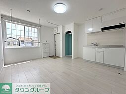 フラワームーン 302 3階ワンルームのリビング/ダイニング