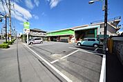 ミニコープ緑町店 2210m